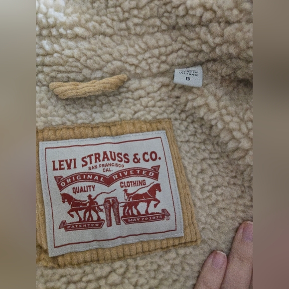 Men's Levi's Corduroy Jacket - Picture 2 of 4